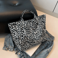 Black leopard print